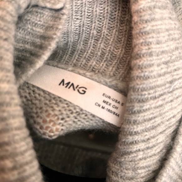 *NWT Mango Turtle neck knit dress size small - Picture 10 of 11